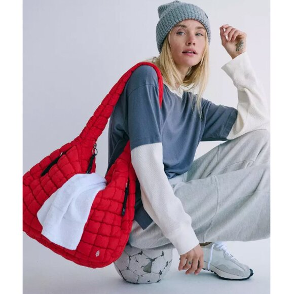 Free People Quilted Carryall Winterberry  - BRAND NEW WITH TAGS - Picture 4 of 13